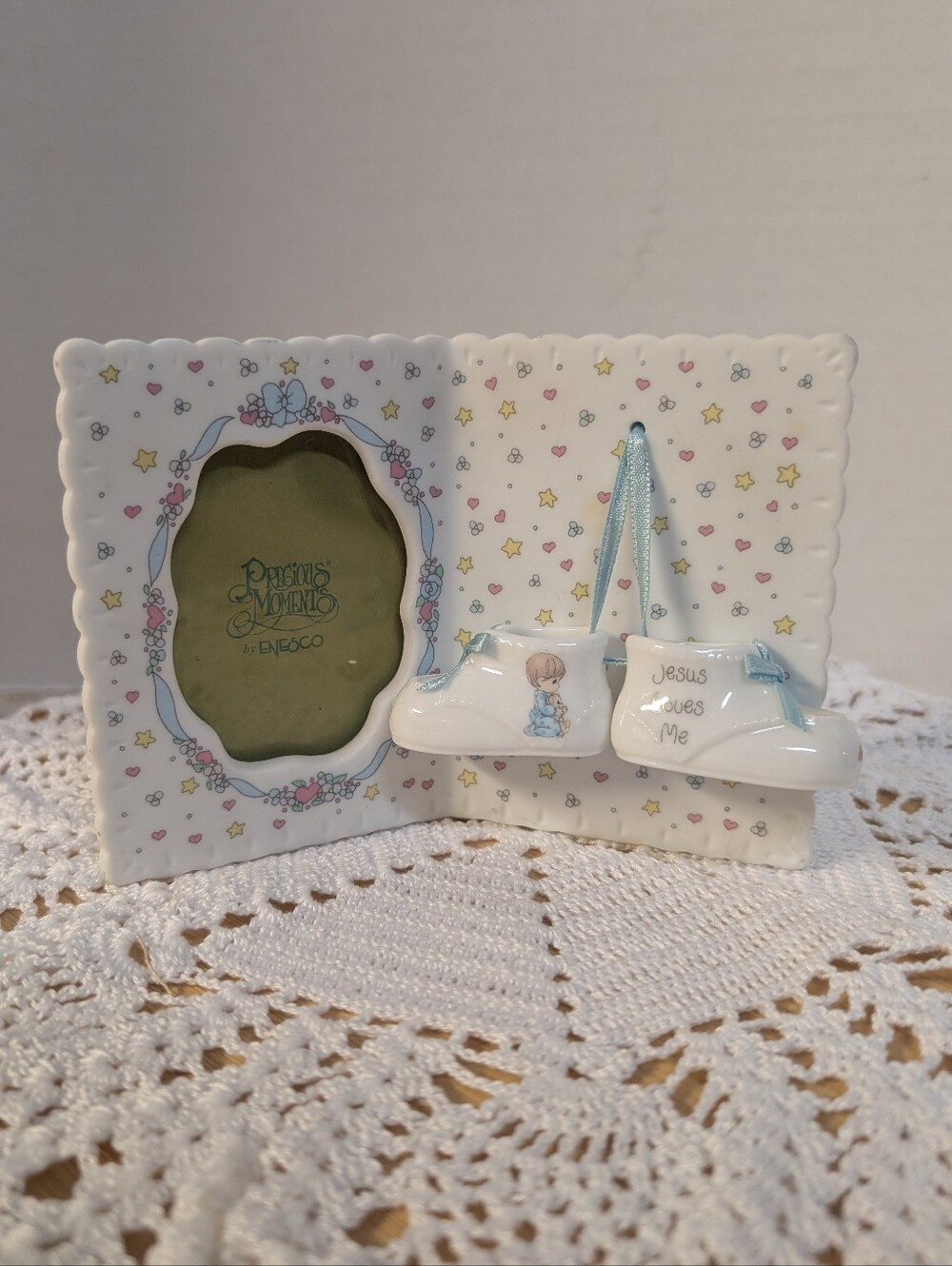 Enesco Precious Moments Jesus Loves Me Baby Boy Booties Photo Picture Frame 1999